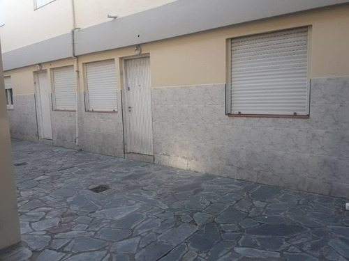 Departamento En Excelente Ubicación A La Venta En Las Toninas.