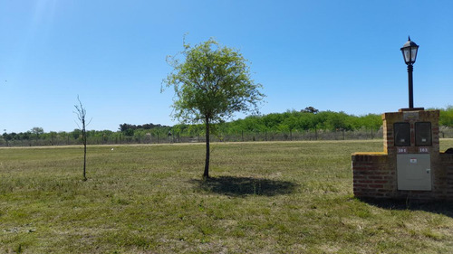 Lote Terreno 104 En Venta. Barrio Cerrado La Elina, Comarcas De Luján. Zona Oeste