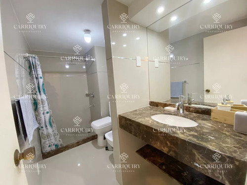 Venta Apartamento De 3 Dormitorios En Torre De Categoría
