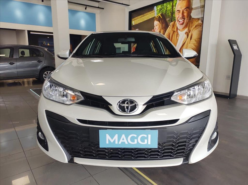 Imagem 2 de 14 de Yaris 1.3 16v Flex Xl Multidrive