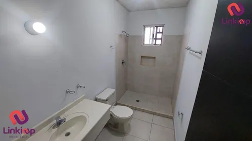 Casa En Renta En Privada Con Parque Calzadas De Anahuac En Escobedo N.l.
