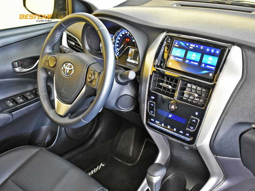 Toyota Yaris 1.5 16v Flex Sedan Xls