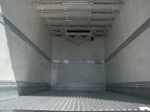 Imagem 5 de 15 de Ford Cargo 1119 4x2 Com Baú Refrigerado 2019