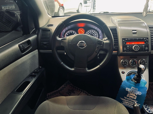 Nissan Sentra 2.0 Flex 4p