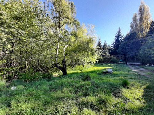 Imagen 2 de 17 de Lote + Cabaña En Venta Ubicado En Villa Campanario, Bariloche, Patagonia