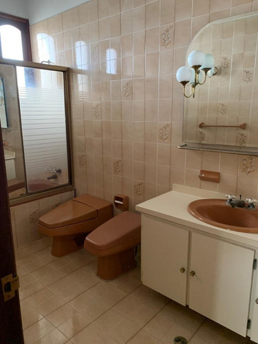 Imagen 13 de 19 de Se Vende Casa 450m2 4h/5b/5p Los Naranjos 9659