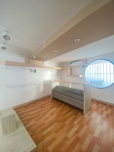 Local San Bernardo - Sobre Centro Peatonal A 100 - Inmobiliaria Norma Recalde Vende - Av San Bernardo 120