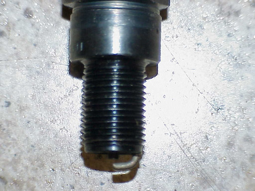 Bujia Moto Vespa Habana Suzuki Ax100 Avila Av100 Dt180 Derbi