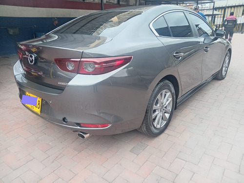 Mazda 3 2.0 Touring