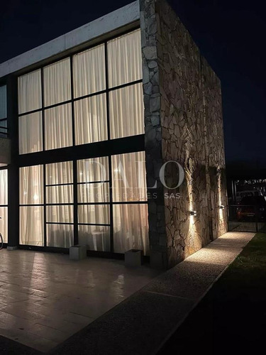 Casa En Venta En Los Eucaliptos, Haras Santa Maria, Escobar