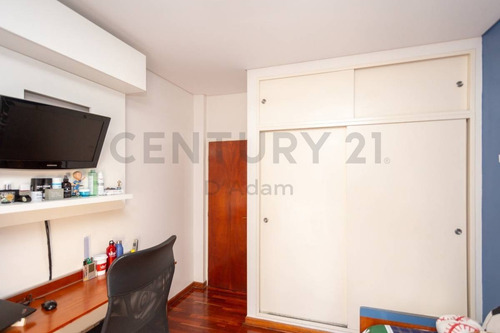 Imagen 28 de 30 de Venta Casa 3 Plantas + Altillo En Coghlan (dos Cocheras) 200 M2 Totales