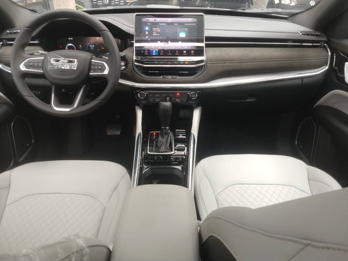 Imagem 14 de 15 de Jeep Commander 2.0 Td380 Turbo Diesel Overland At9