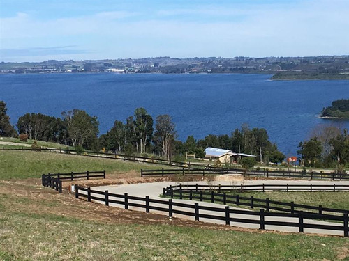 Loteo Vistas Del Lago Con Impactante Vista A Bahías