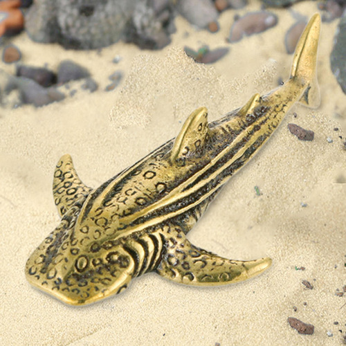 Bj Tiburón De Boca Ancha Estatuilla Mini Modelo Simulado