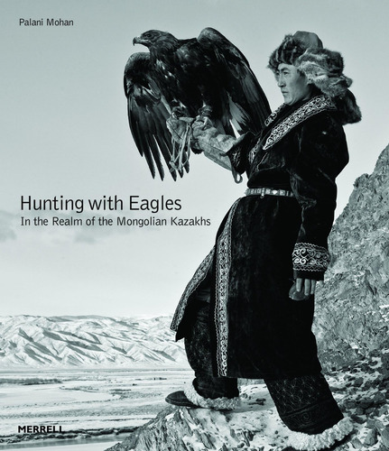 Libro Hunting With Eagles Tapa Dura En Ingles