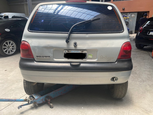 Imagen 4 de 10 de Renault Twingo Privilege - 2001