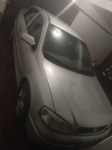 Chevrolet Astra Sedan 2002 1.8 Sedan 4p