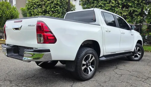 Toyota Hilux 2.4l