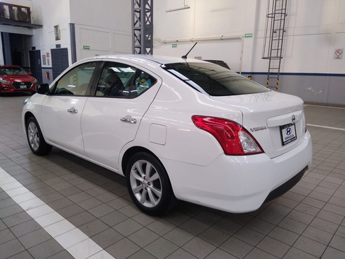 Imagen 6 de 15 de Nissan Versa 2017 1.6 Advance At