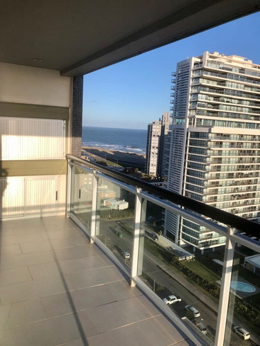 Imagen 6 de 11 de Piso Alto En Gran Torre Con Servicios, Muy Buena Vista