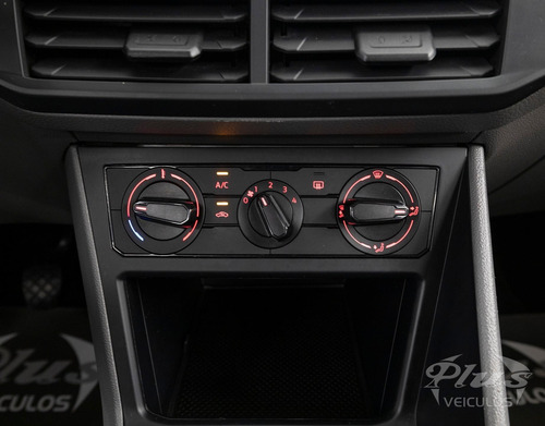 Imagem 12 de 15 de Volkswagen Polo 1.6 Msi
