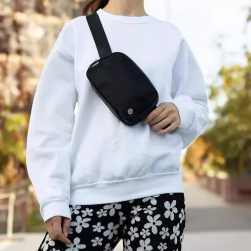 /riñonera Lululemon Everywhere (1 L)...