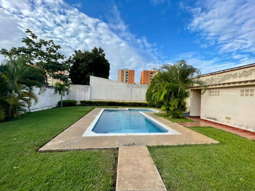 Imagen 9 de 15 de Venta Casa Estilo Town House En Villa Rincon Ii