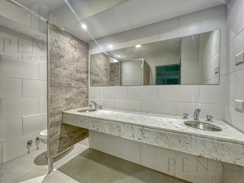 Impecable Piso Corporativo 350 M2 Reciclado Todo A Nuevo Apto Varios Usos - Tribunales