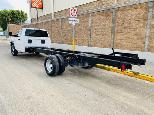 Imagen 5 de 12 de Ram 4000 2019 5.7 Chasis Cabina P 4x2 Mt