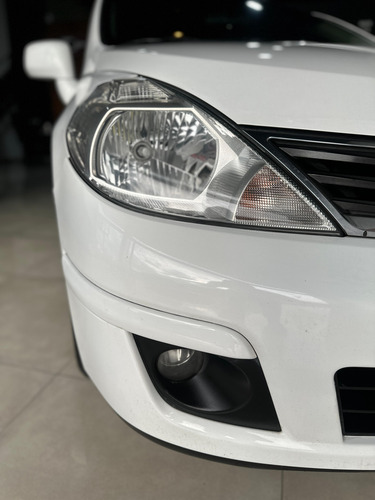 Nissan Tiida 1.8 Acenta
