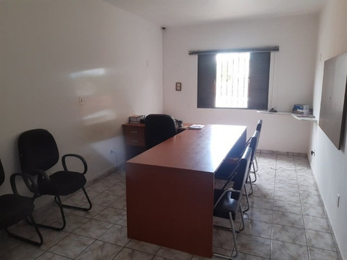 Casa Res. / Cml. 3 Dorm. 1 Ste V. Municipal, Bragança Plta