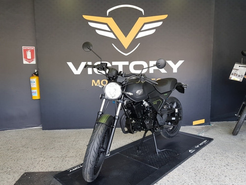 Imagen 2 de 9 de Victory Bomber 250