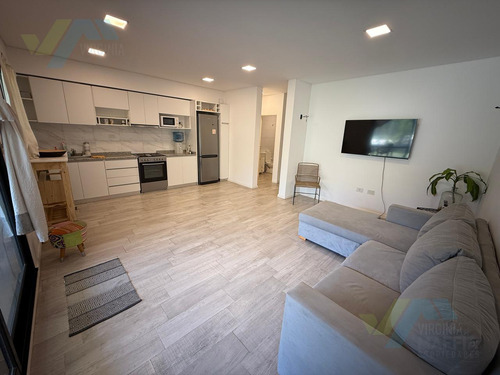 Venta Departamento Tipo Casa Planta Baja, 2 Ambientes Muy Grandes, Con Quincho, Cañada Village, Pilar
