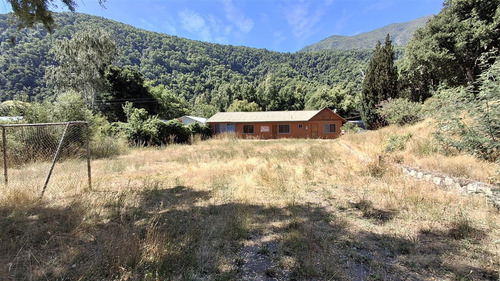 Casa En Venta De 4 Dorm. En San Clemente