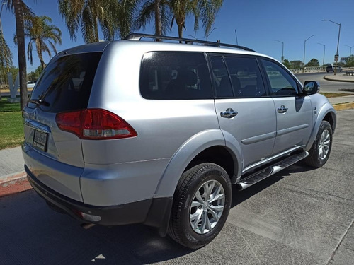 Imagen 3 de 15 de Mitsubishi Montero Sport 2014