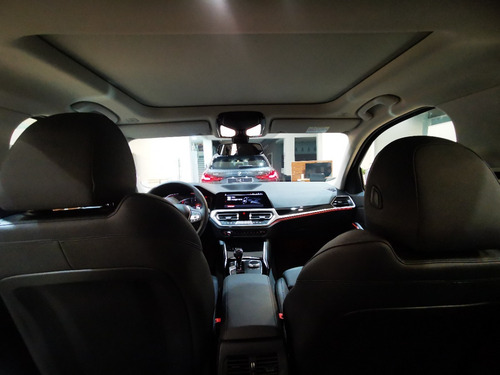 Imagen 12 de 14 de Bmw 320i Sport Line