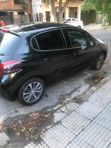Peugeot 208 1.6 Feline 2017