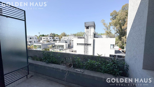 Departamento En Sotavento En Venta