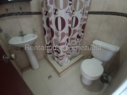 Raiza Suárez Alquila Apartamento En Centro Cabudare Lara