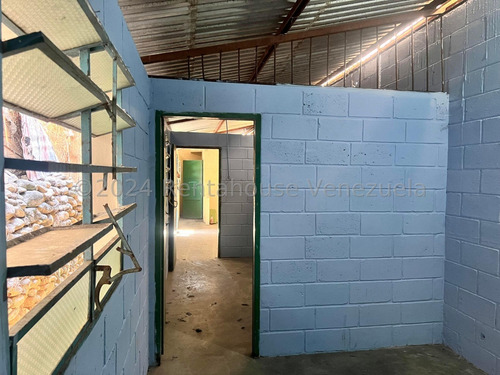 Galpón En Venta Zona Industrial Soco La Victoria Kg:24-21727