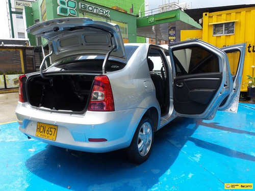 Imagen 12 de 25 de Renault Logan