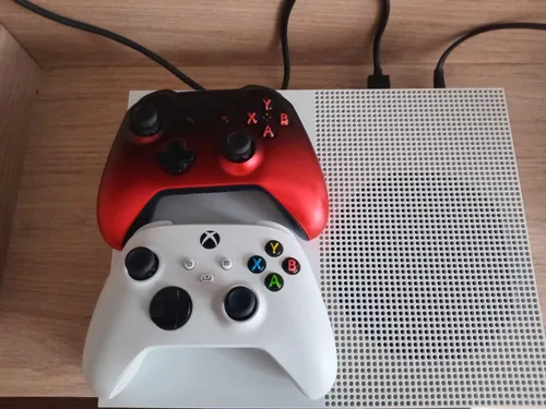 Microsoft Xbox One S 1tb All-digital Edition Color Blanco (Usado)