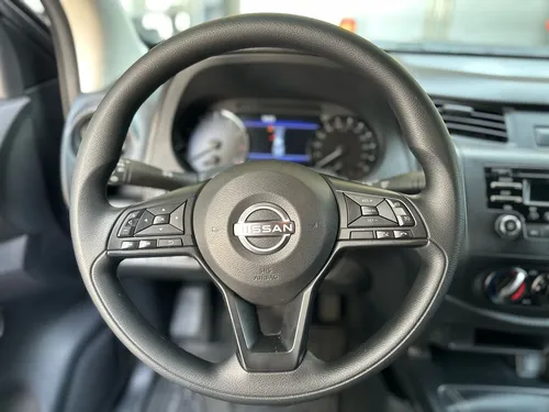 Nissan Np-300 Frontier Se Tm