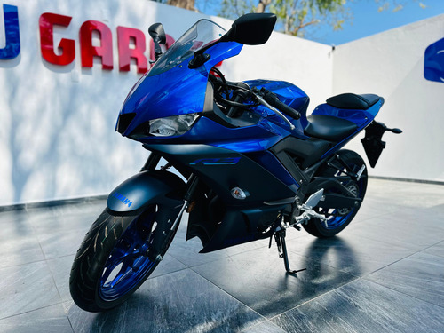 Yamaha R3 2023