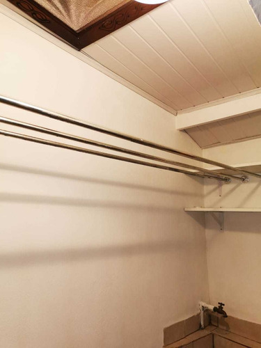 Imagen 9 de 11 de Apartamento Amueblado En Tibàs, Sin Parqueo.