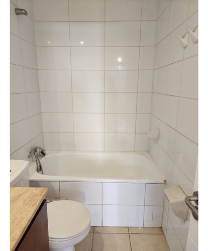 Rebajado Impecable Piso 2 Con Terraza Y Walk In Closet, Me
