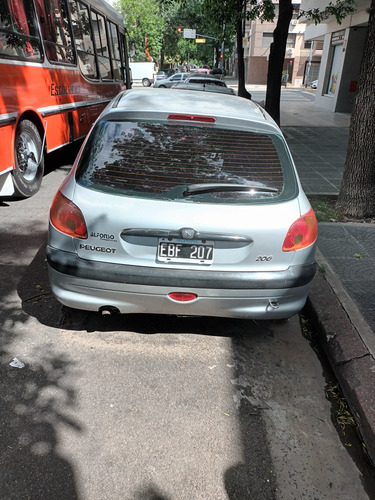 Peugeot 206 1.6 Xr Premium 5 p