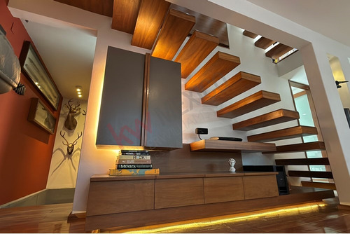 Venta Casa En Condominio Horizontal En San José Insurgentes Con Acabados De Lujo