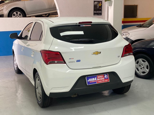 Chevrolet Onix 1.0 Mpfi Lt 8v Flex 4p Manual