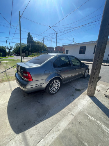 Volkswagen Bora 1.8 T Highline Cu